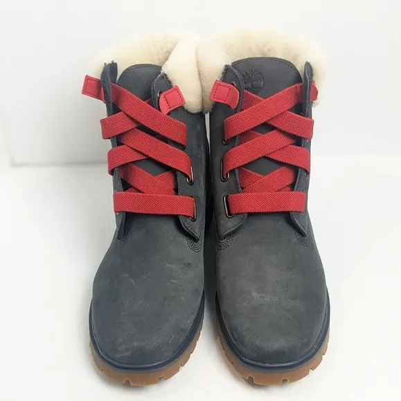 NWOT Timberland Jayne boots