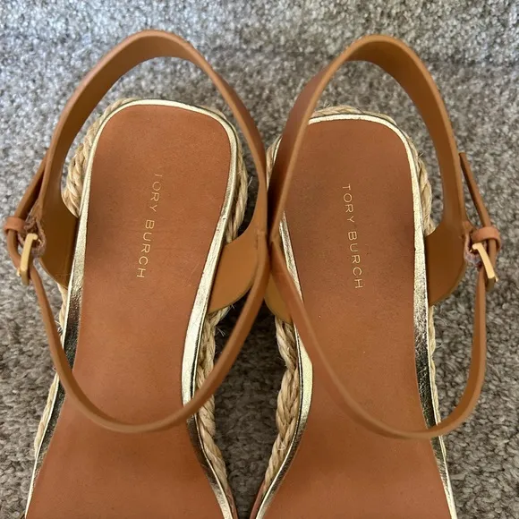 NWOT Tory Burch cap toe leather wedge espadrilles. Gold details. Buckle strap