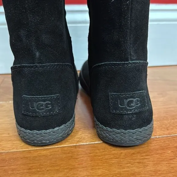 NWOT Ugg Kelleen Black Suede Knee-High Boots with Tassel size 8