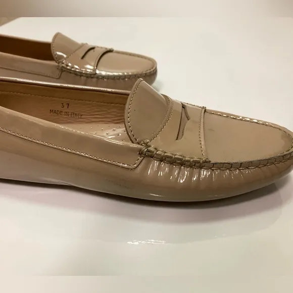 NWOT Vernice Beige Scuro (beige) loafers