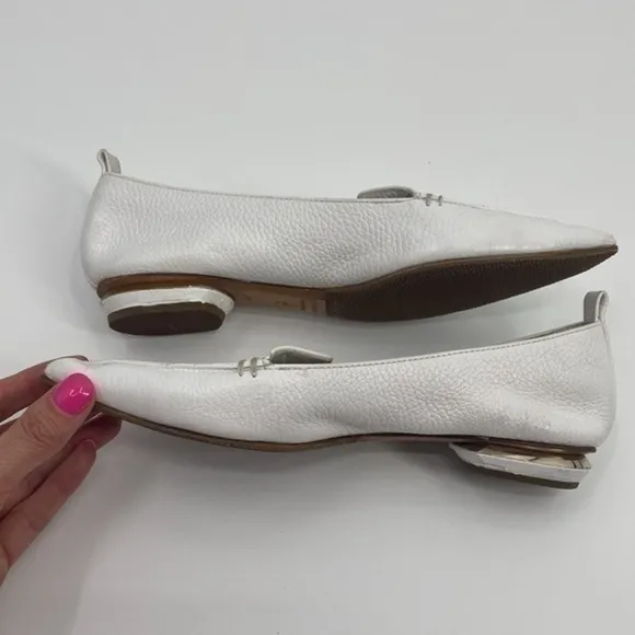 NWOT Vero cuoio white leather Italian loafers no box size 36/6