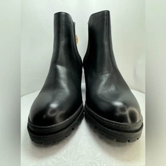 NWT Aldo Black Leather Faux Fur Lined Waterproof Boots Size 9