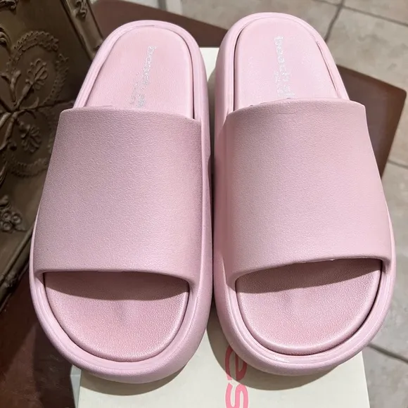 NWT Beach Slides by J/Slides S 8M Color is Fuchsia/Red Eva Squish &amp; light pink