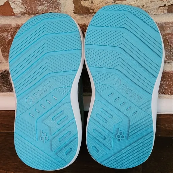 NWT BILLY Footwear Kids Unisex Goat Sneakers for Toddlers Size 10XW