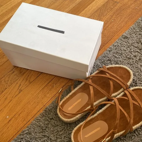 NWT Brochu Walker Dawson Espadrilles Whiskey Size 9