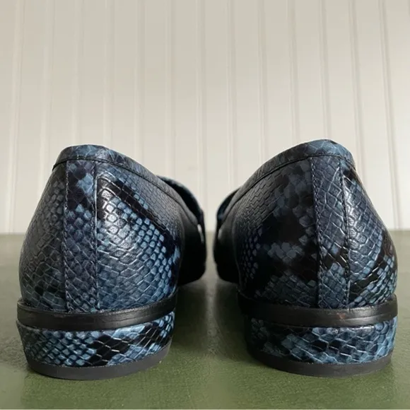 NWT Cecelia NY FENTON Loafers w Horsebit Deco in Blue &amp; Black Snake Leather