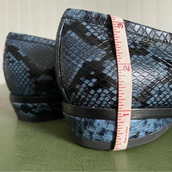 NWT Cecelia NY FENTON Loafers w Horsebit Deco in Blue &amp; Black Snake Leather
