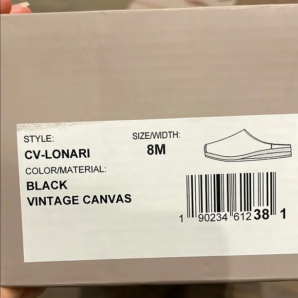 NWT Crown Vintage Black Canvas Espadrilles Size 8M