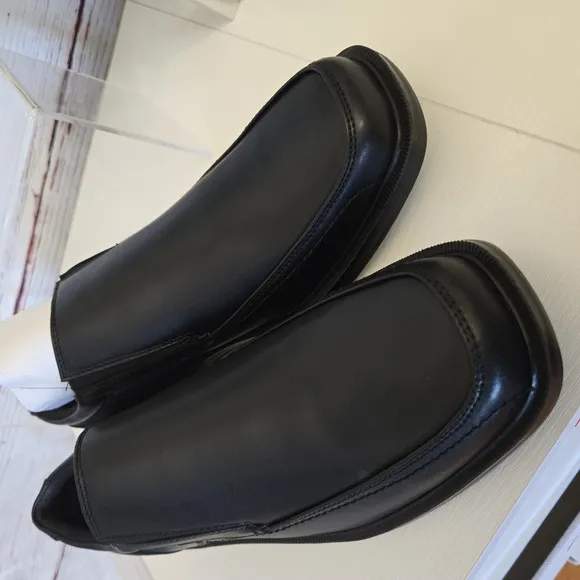 NWT DOCKERS mens FAUX leather Casual Loafers Size 11.5M