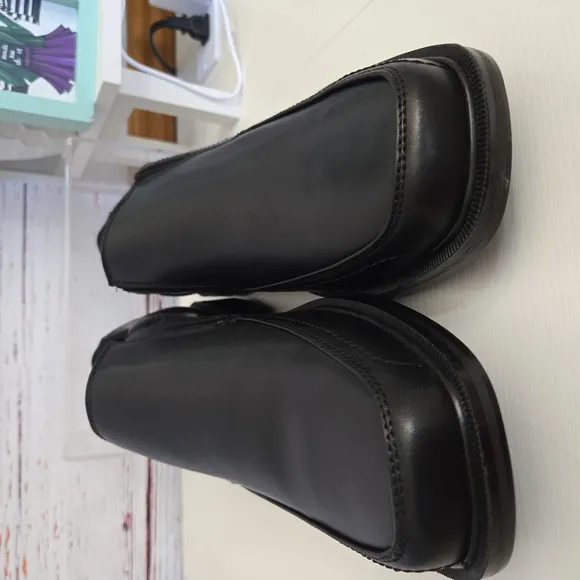 NWT DOCKERS mens FAUX leather Casual Loafers Size 11.5M
