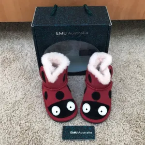 NWT! Emu lady bird toddlers size 6/12 months boots