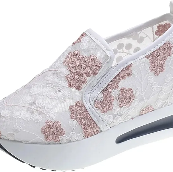 NWT Floral Embroidery Breathable Sheer Mesh Sneakers for Women Size 40