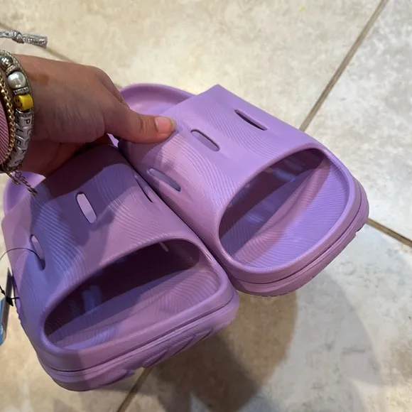 NWT! Hoka Ora Recovery Sandals Slides 13 Men’s Violet Bloom