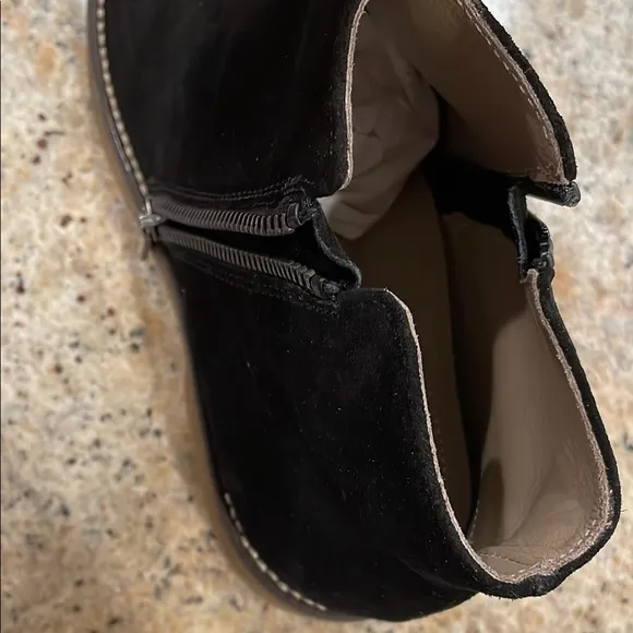 NWT Italeau Foliana Black Suede Ankle Boots 38.5 Italian Leather 8.5 Waterproof