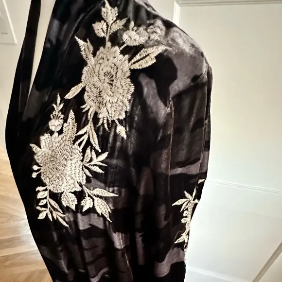 NWT Johnny Was Embroidered Velvet Coat M