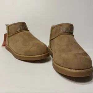 NWT Juicy Couture Womens Tan Kerri Boots Booties Winter Faux Fur White
