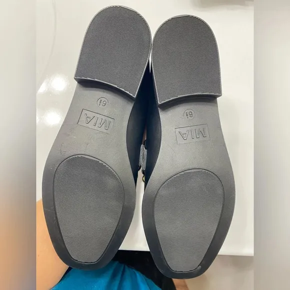 NWT MIA|| Matea Loafers, Fall Essentials. Size 6.5