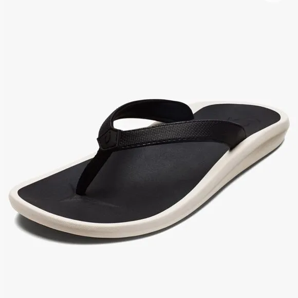 NWT- OLUKAI-Pi'oe Women's Beach Sandals- Black/DK Shadow- size 8 left