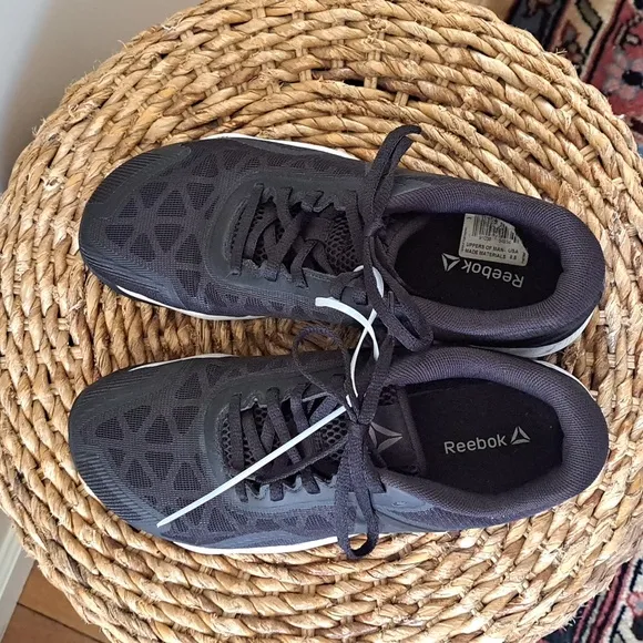 NWT Reebok Womens ROS Workout TR 2.0 Trainer Sneaker Black Mesh‎ Size 9.5