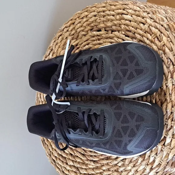 NWT Reebok Womens ROS Workout TR 2.0 Trainer Sneaker Black Mesh‎ Size 9.5