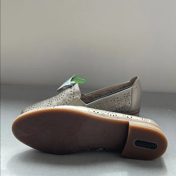 NWT Remonte Bronze Gold Laser Cut Out Leather Slip on Loafer Flats EU Size 38