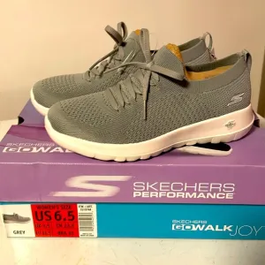 NWT SKECHERS Women's GoWalk Performance Joy Slip-on Sneaker GREY