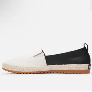 NWT Sorel Ella Leather Slip On Espadrilles Shoes