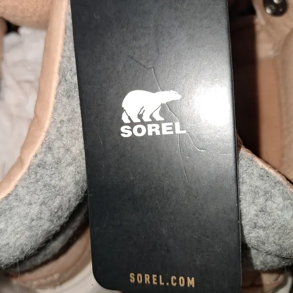 NWT SOREL Kinetic BreakthruConquest Waterproof US 7.5TawnyBuff/Velvet Tan boot