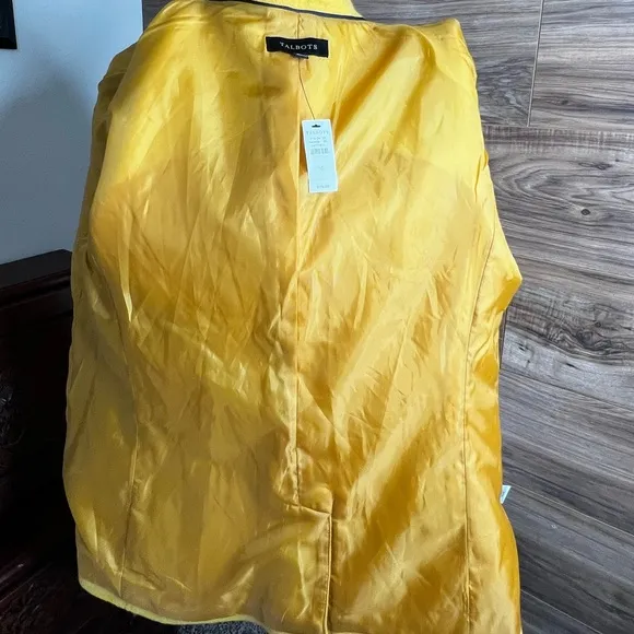 NWT Talbots | Wool Blend Blazer Harvest Gold | Size 16 | Ornate Metal Buttons