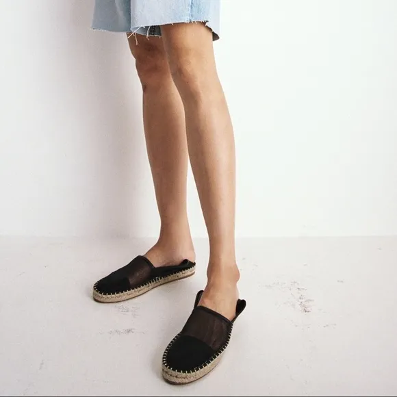 NWT. Zara Black Mesh Espadrilles Flat Espadrilles. Size 7,5.