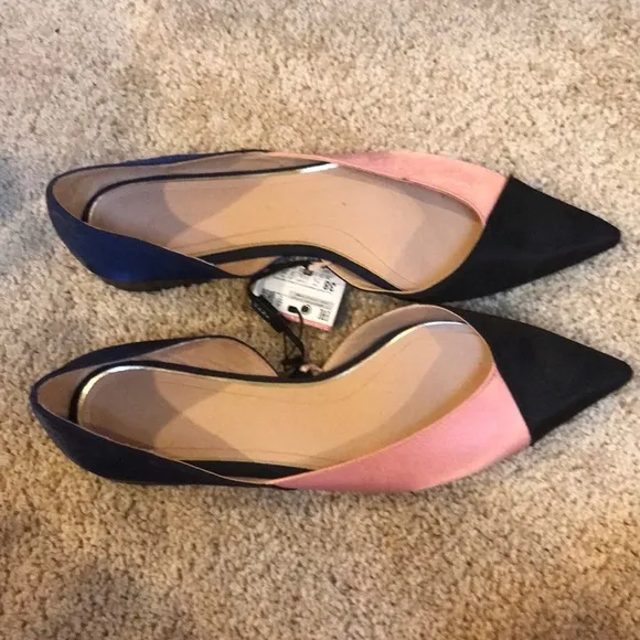 NWT! ZARA peach with navy combo size 7.5 pointed flats