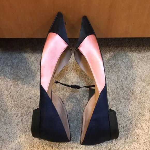 NWT! ZARA peach with navy combo size 7.5 pointed flats
