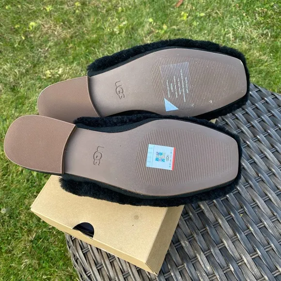 NWT/NIB UGG Women's Janaya Shearling Cozy Slip-On Slides Mule (Size 9)