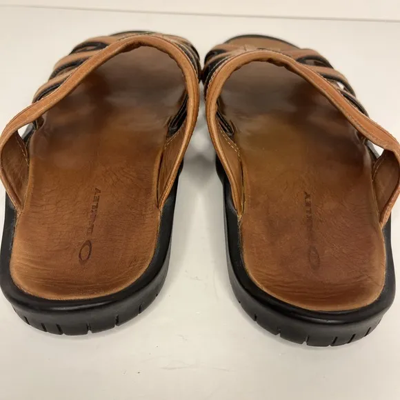 Oakley Paddle Slides Sandals Brown Casual Retro Leather Men's Size 10 10015