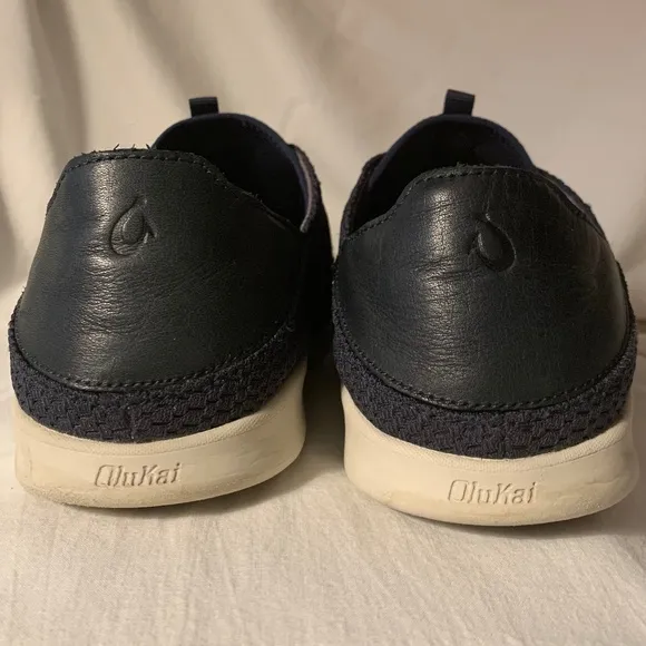 OluKai Alapa Li men's navy mesh athletic sneakers