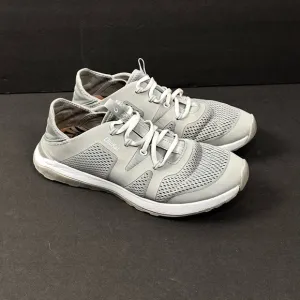Olukai‎ Huia Grey Sneakers Sz 8
