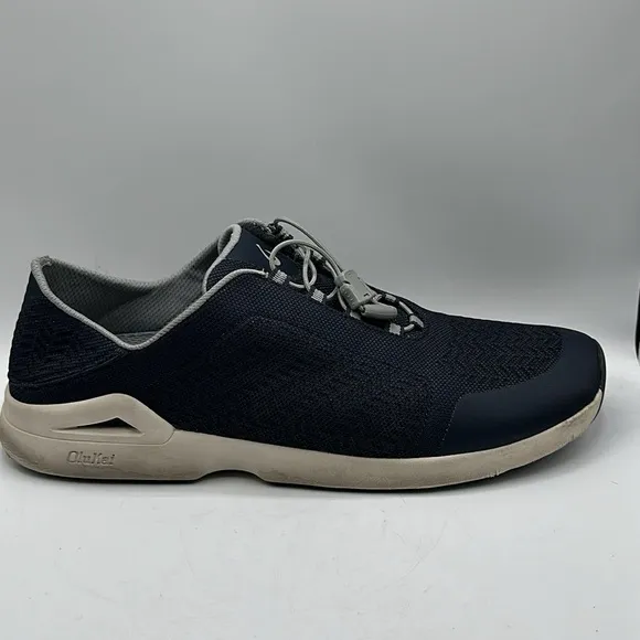 OluKai Inana men’s navy and white sneakers, size 11