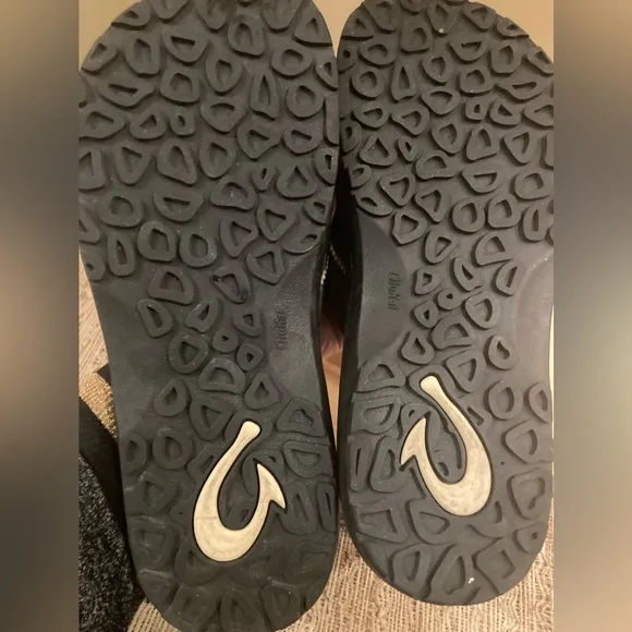 Olukai KIA'I II HLA Flip Flops Sandals Slides Gray/Black Men's 9