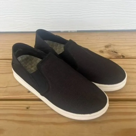 OluKai KI'IHELE Women’s Slip On Sneakers Black Mesh Size 10
