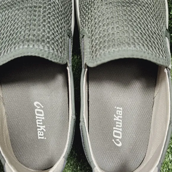 OluKai Lae Ahi Green Drop Heel Slip On Casual Loafers Mens Size US 9