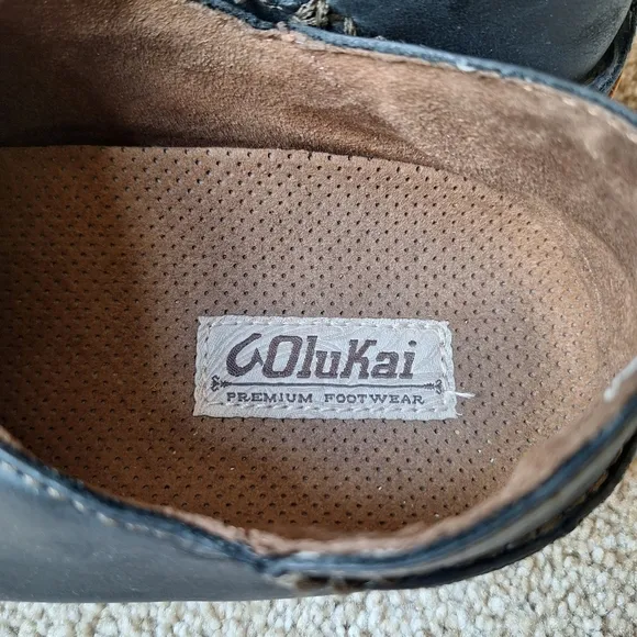 Olukai Moloa Mens Black Leather Slip On Loafers Size 11.5
