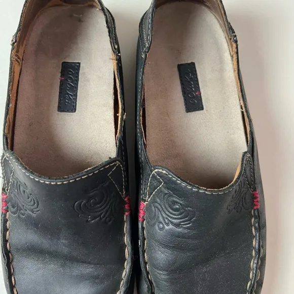 Olukai Nohea Nubuck Leather Slip On Loafer Black Size 6