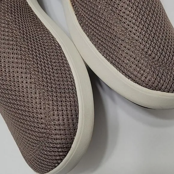 Olukai Nohea Pae Slipons