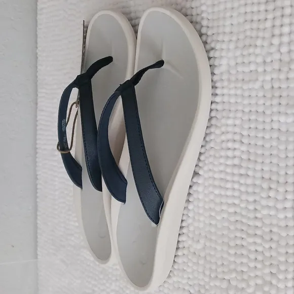 Olukai Pi'oe Thong Flip Flop
