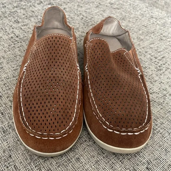 Olukai Women’s Nohea Perf Brown Suede Leather Loafers Size 9
