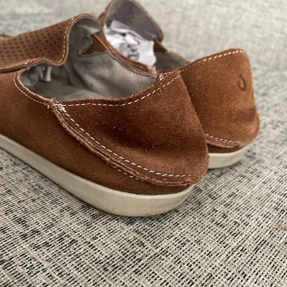 Olukai Women’s Nohea Perf Brown Suede Leather Loafers Size 9