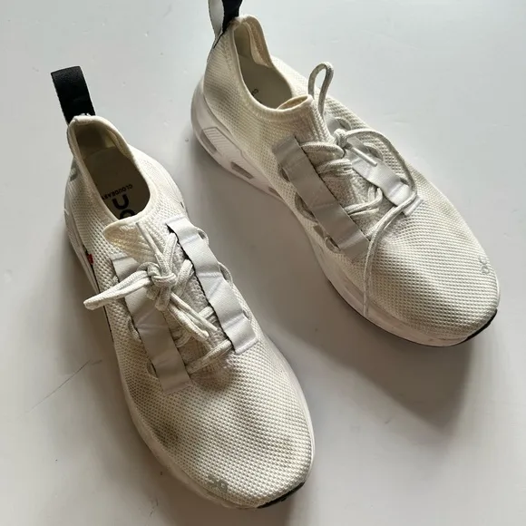 On Cloudeasy Sneakers Undyed-White &amp; Black