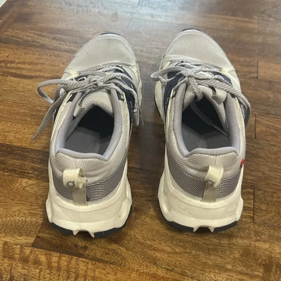 On Cloudhorizon Sneakers size 7.5