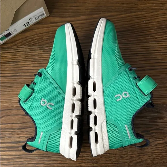 On Running Green Sneakers with Velcro Straps