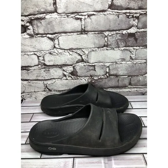 Oofos Ooahh Black Recovery Rubber Sport Slides Sandals Men’s Size 11M US/44EU